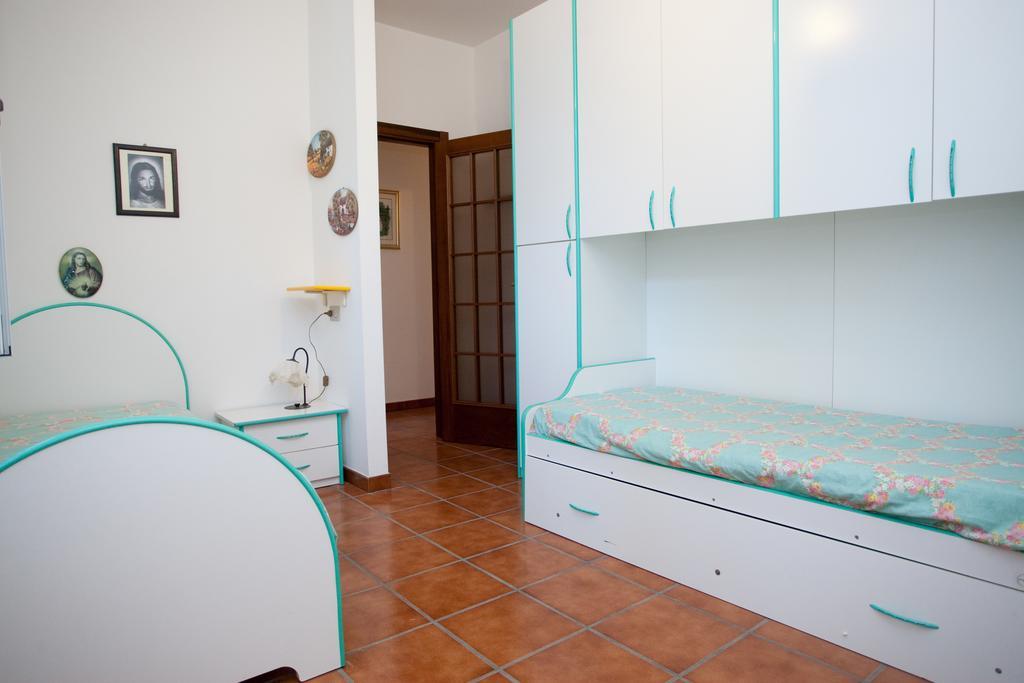 Il Casale Delle Principesse Villa Матината Стая снимка